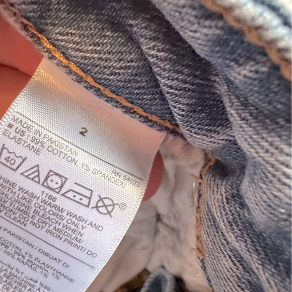 Old Navy High-Waisted OG Straight Ripped Jeans - Picture 8 of 11